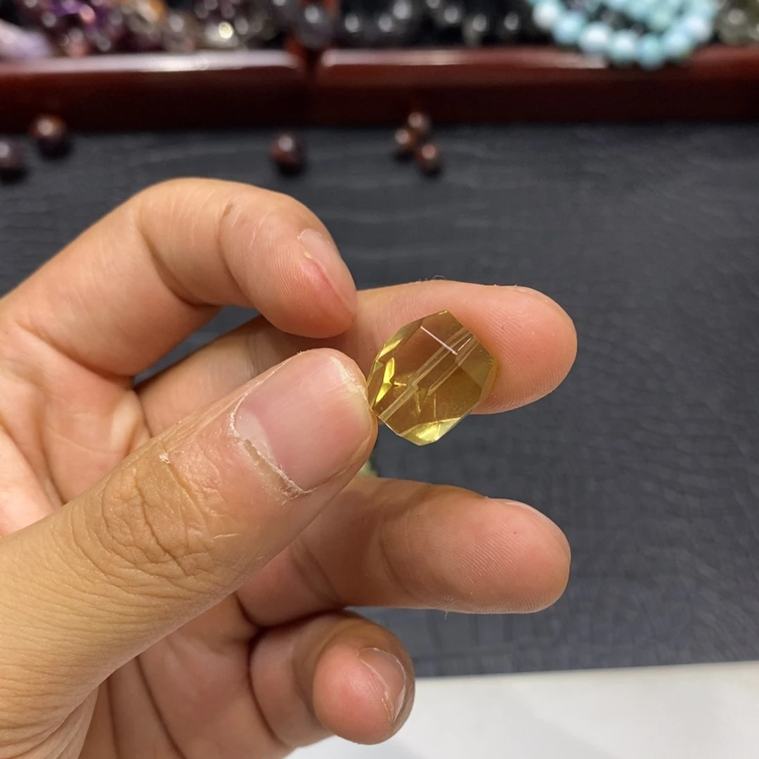 未镶嵌手链水晶黄水随行
