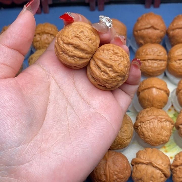 文玩核桃把件S***t玉石方尊