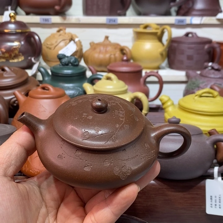 L***S紫砂茶壶精工制作