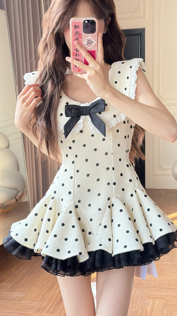 小小仟 少女收腰显瘦连衣裙波点蝴蝶结短裙