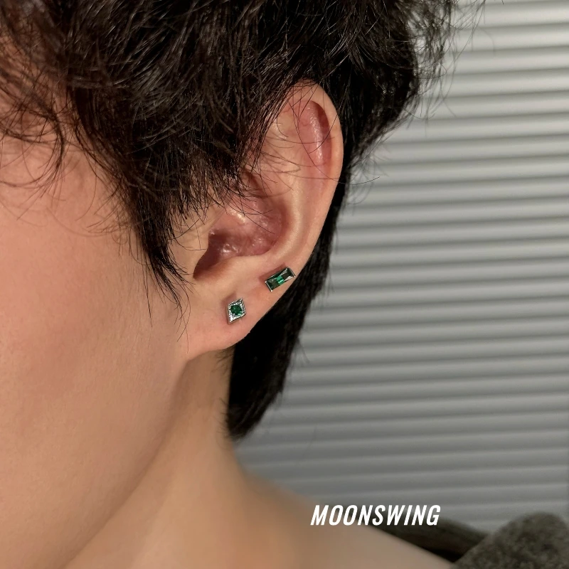 铜合金锆石耳饰 深邃之眼绿色耳钉男极简风小众素款简约小巧耳环