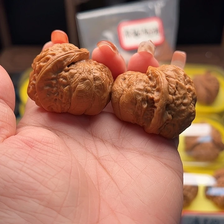 吊坠文玩核桃蛤蟆头蟒皮蛇 全品