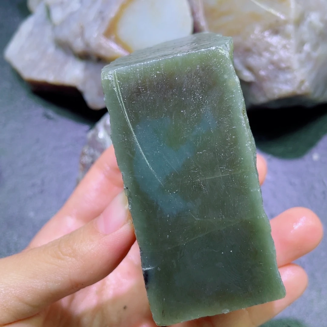 和田玉未镶嵌珠宝半成品