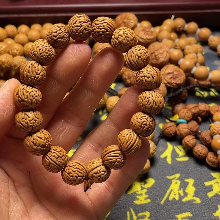 年****吃脑纹桃核素核手串