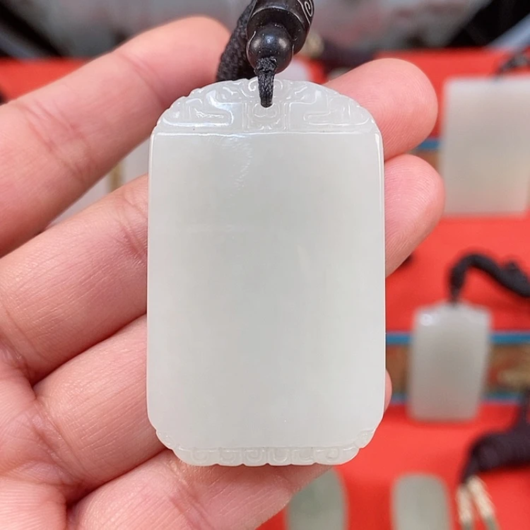 【闪购商品】颈饰未镶嵌和田玉