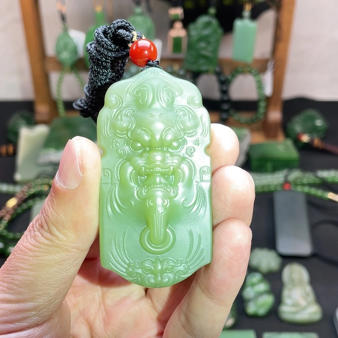 x***t和田玉未镶嵌颈饰