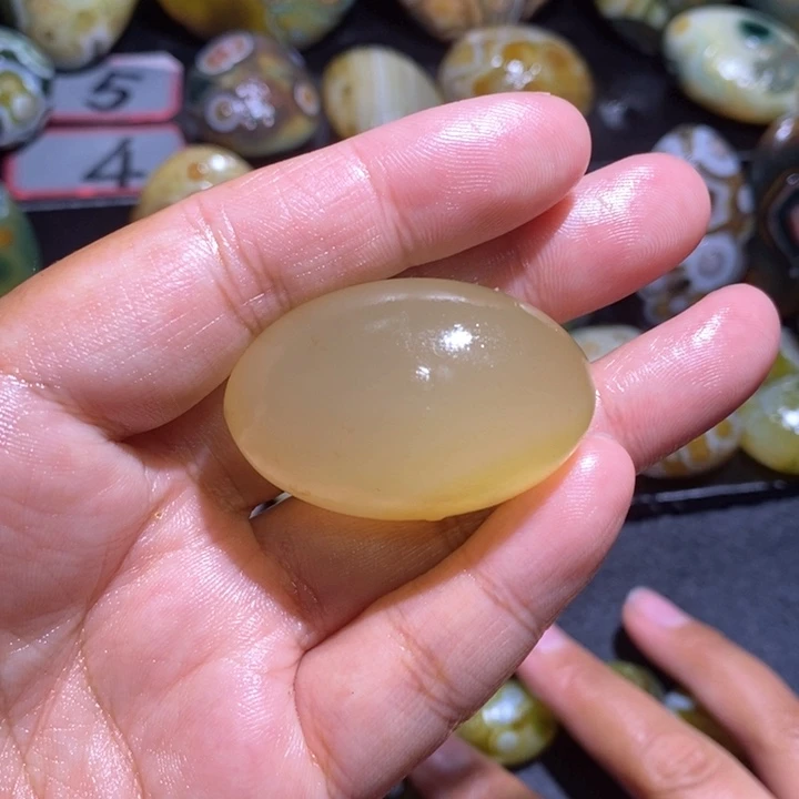 红***水未镶嵌发饰玛瑙/玉髓