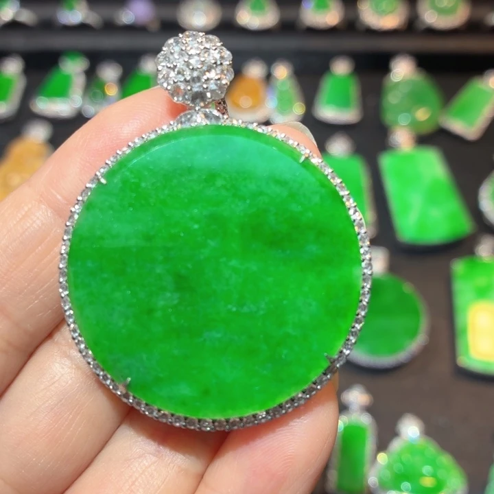 翡翠18K金镶嵌吊坠(不含链)翡翠