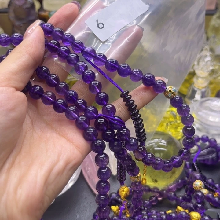 এ***°珠宝半成品水晶未镶嵌