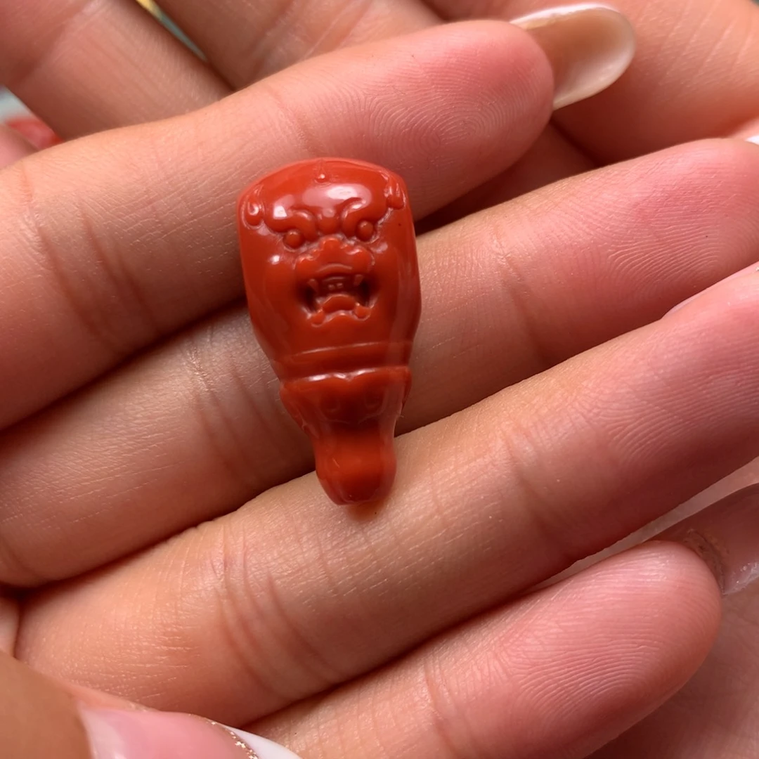 未镶嵌三通南红玛瑙