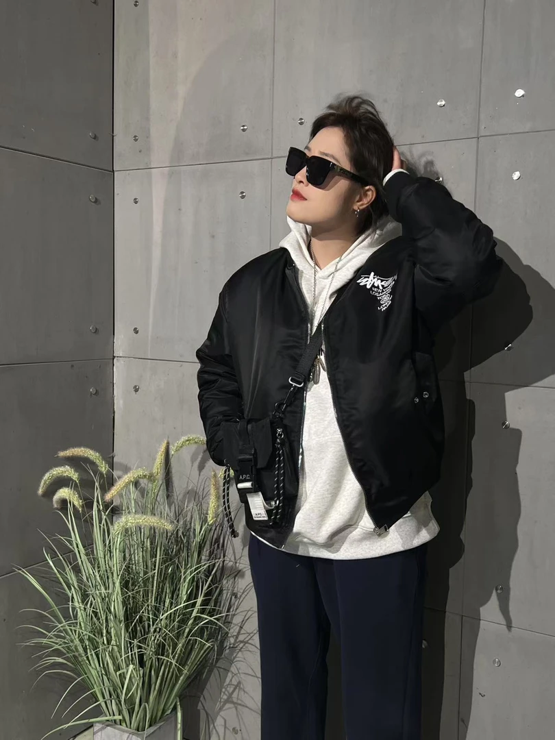 男女同款春季潮牌电绣棉服