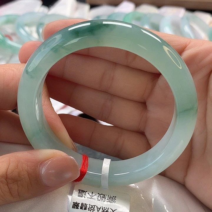 翡翠未镶嵌手镯56正