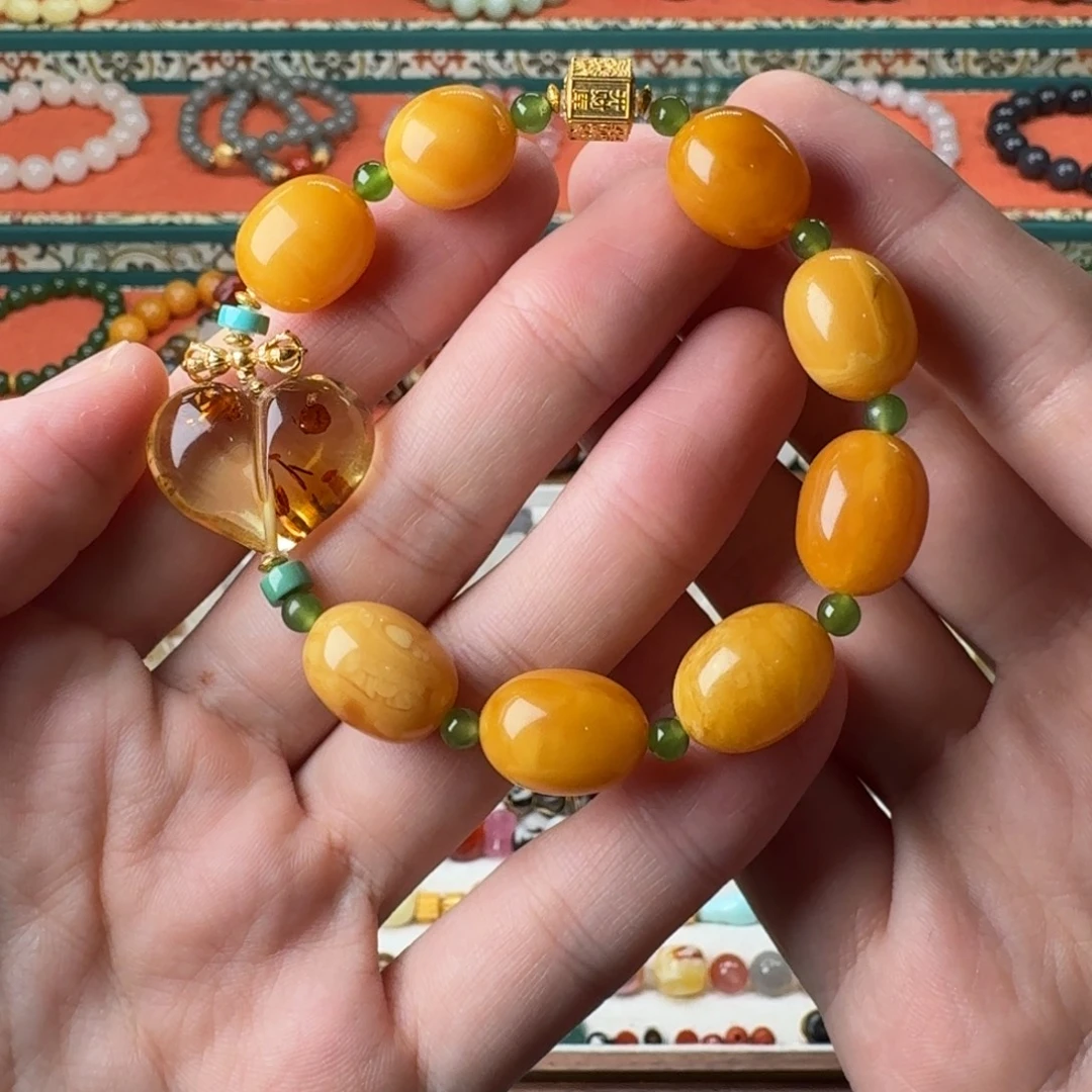 蜜蜡18K金镶嵌手链