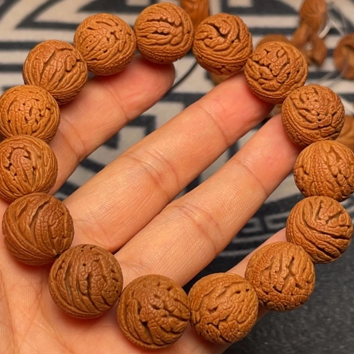 桃核手串龙纹桃核1