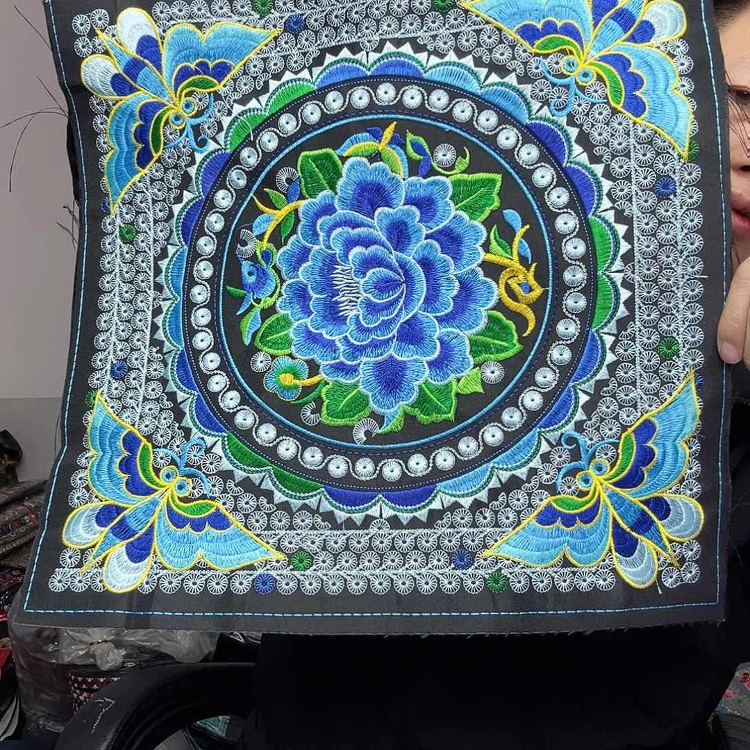 民族风情电脑绣片