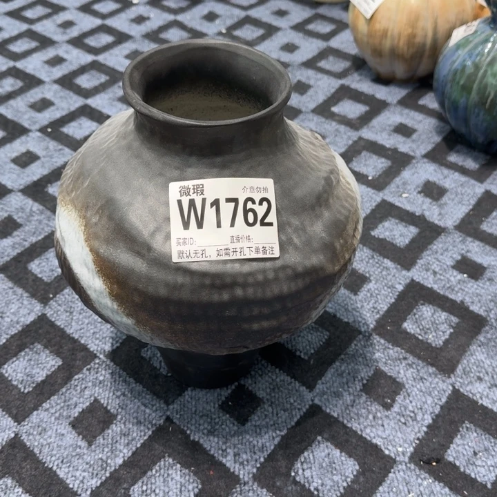 M****瓷片景德镇微瑕花器编码1762高34口10默认无孔