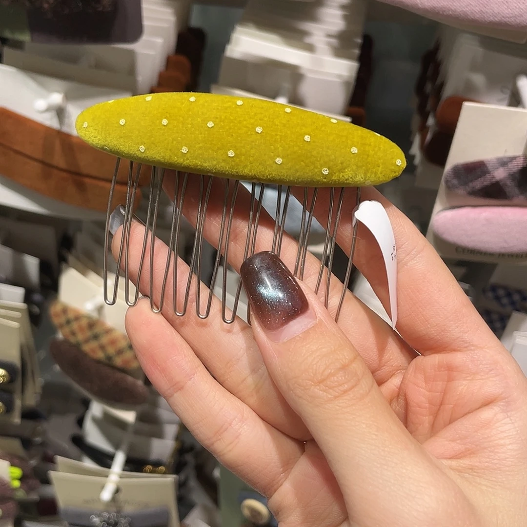 硅胶非金属黄波点插