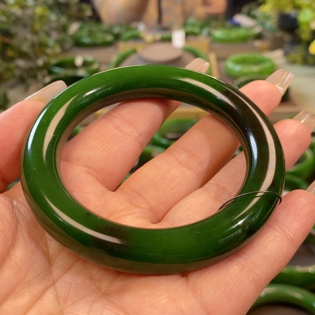 和田玉（碧玉）手镯未镶嵌