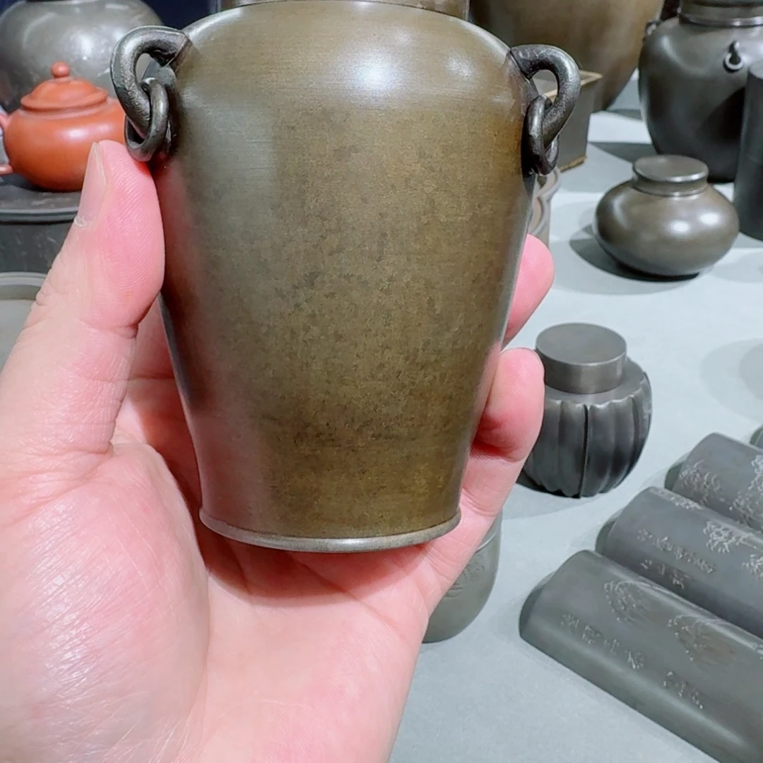 名**?锡茶叶罐。