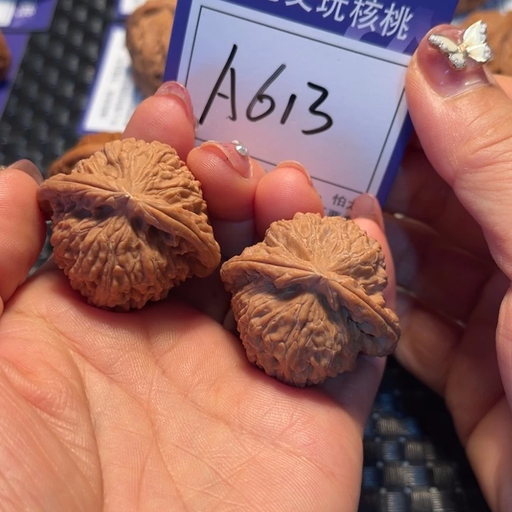 把件桃核38狮子A613