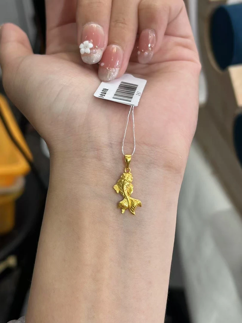 足金999 小金鱼吊坠 2.67