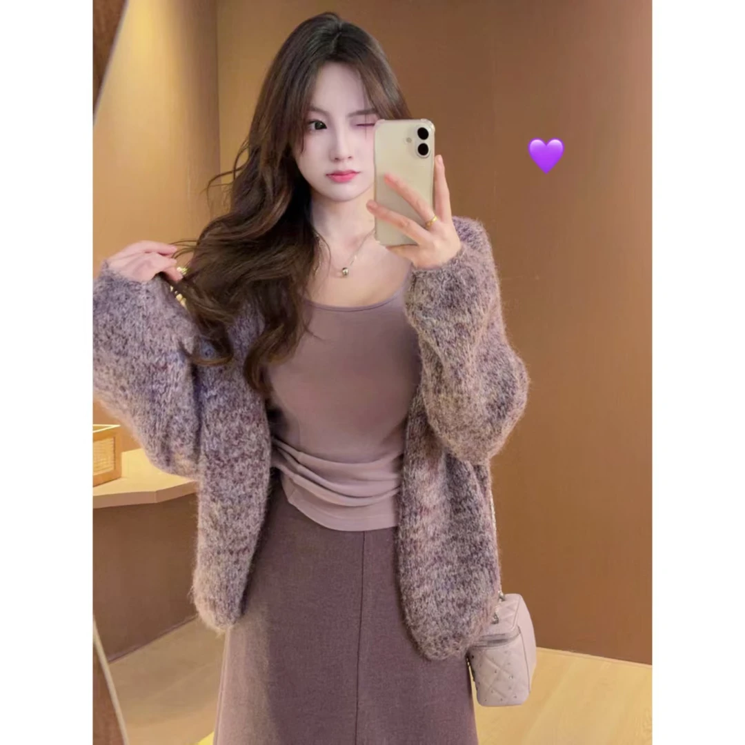 MuMu韩系慵懒氛围感百搭针织开衫WPWGN00134长袖内搭+高腰呢半裙