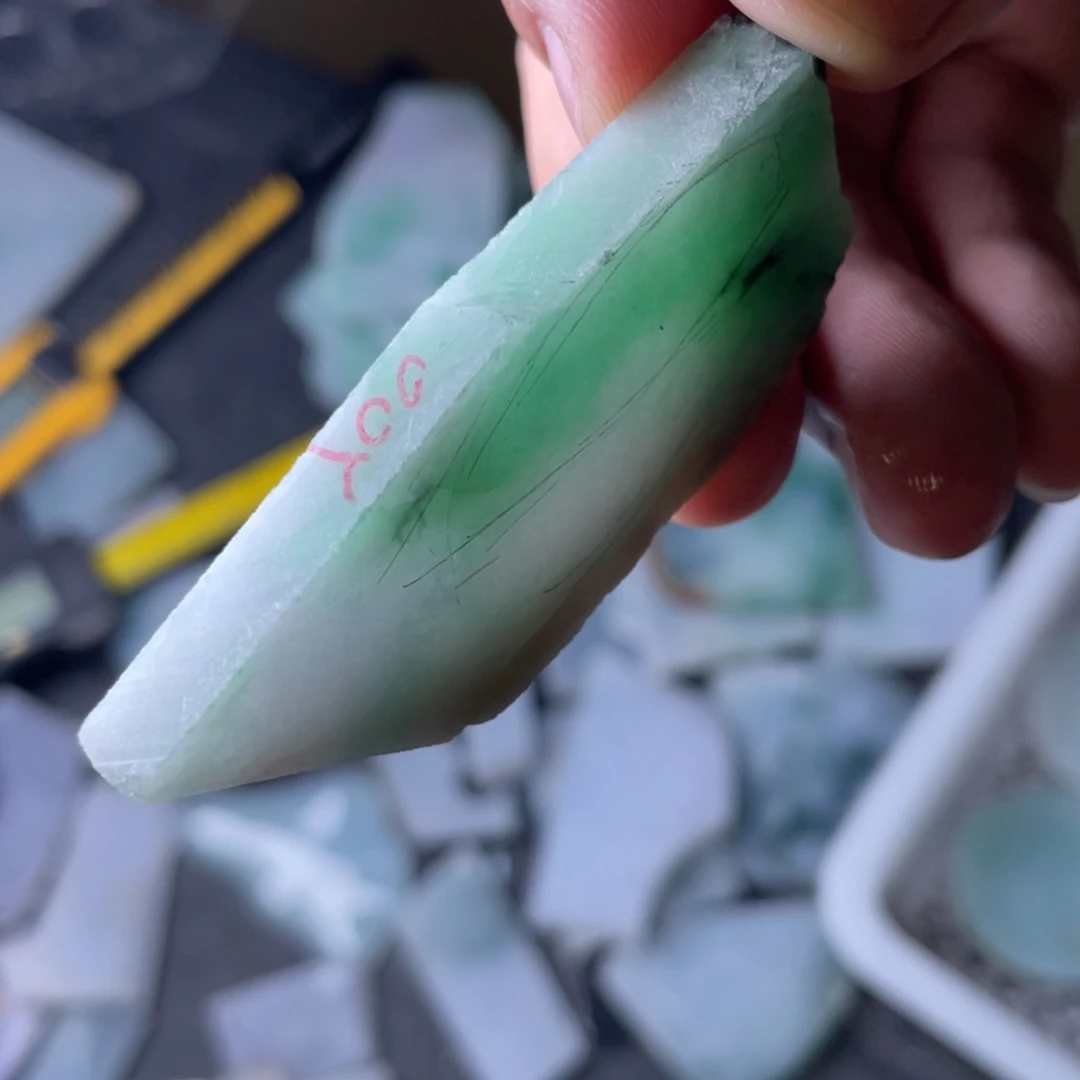 未镶嵌定制翡翠