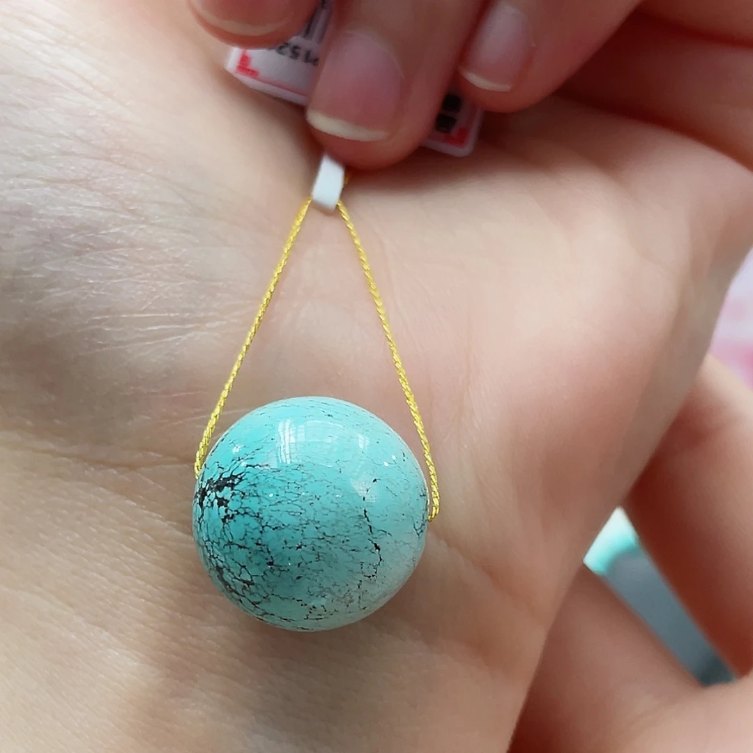 绿松石颈饰未镶嵌