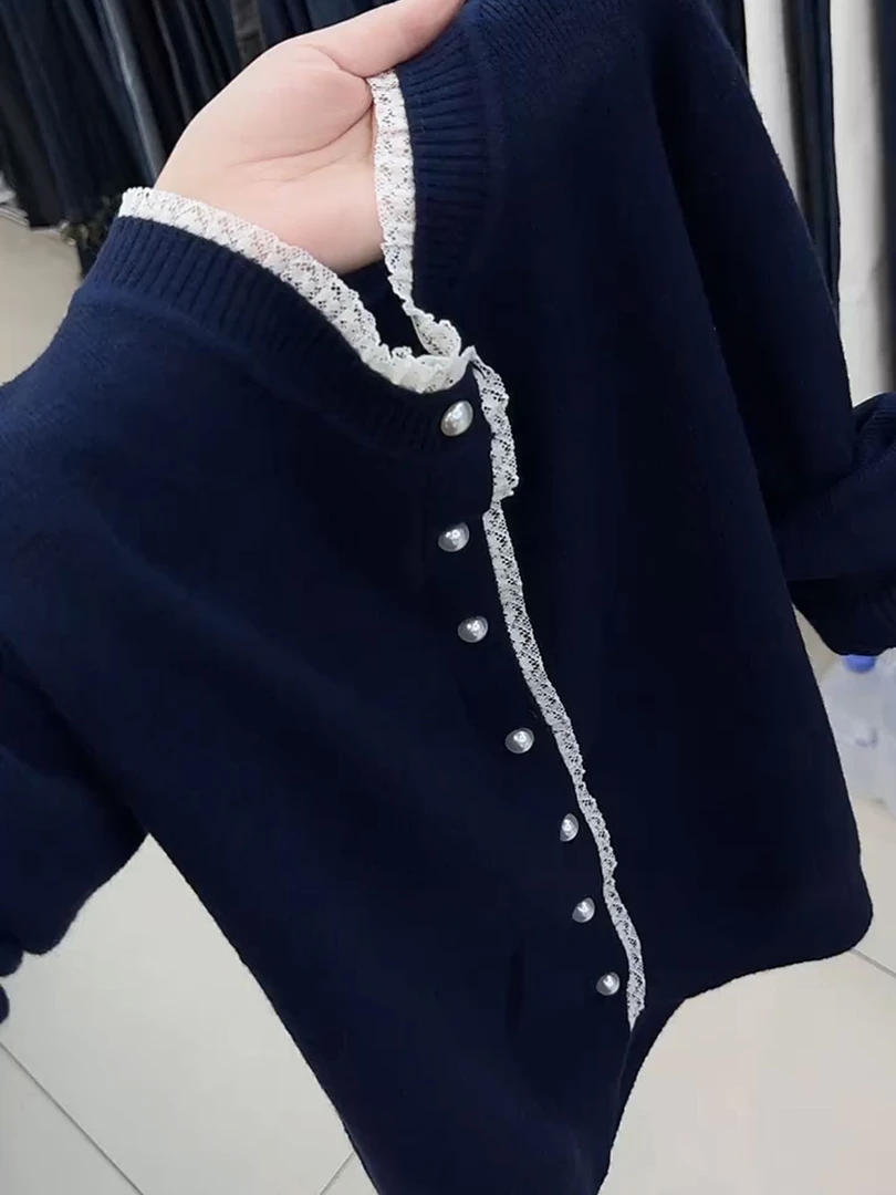 深蓝色圆领拼接蕾丝边长袖针织衫女2025秋季新款洋气减龄大码上衣