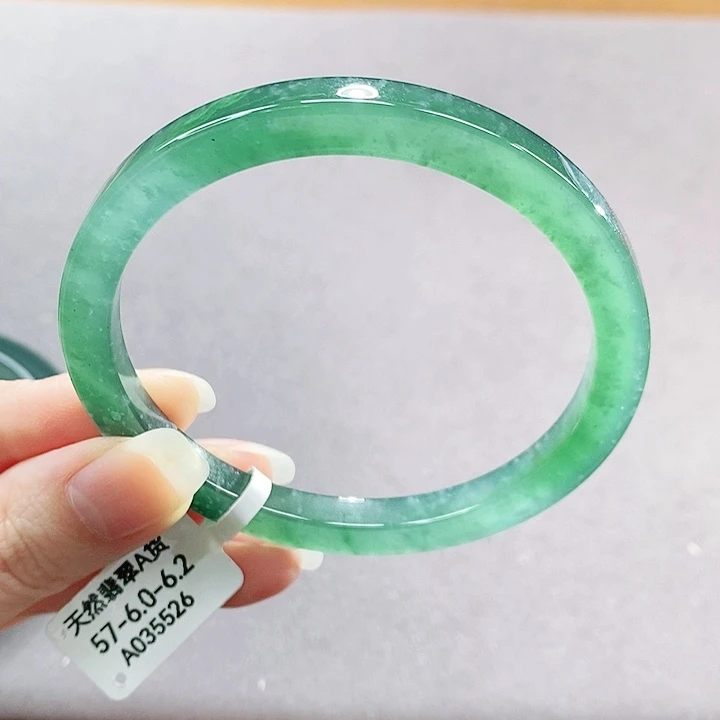 【闪购商品】未镶嵌手镯翡翠