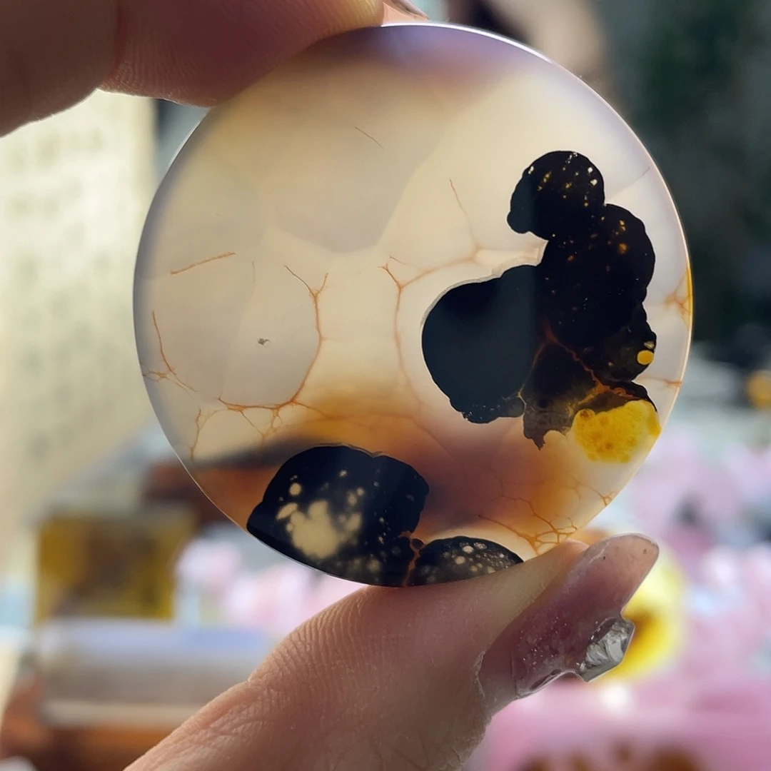 玛瑙/玉髓未镶嵌珠宝奇石