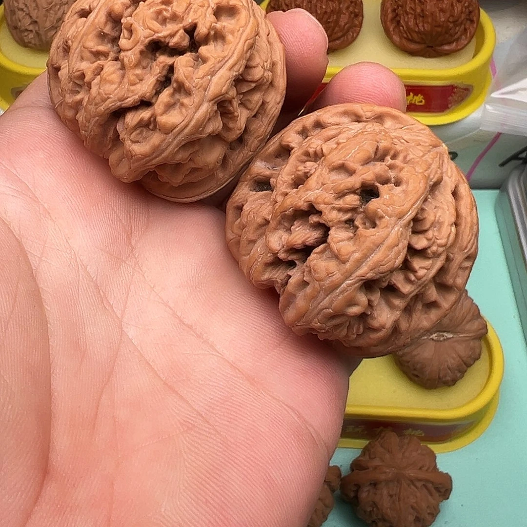 文玩核桃吊坠大粗筋45