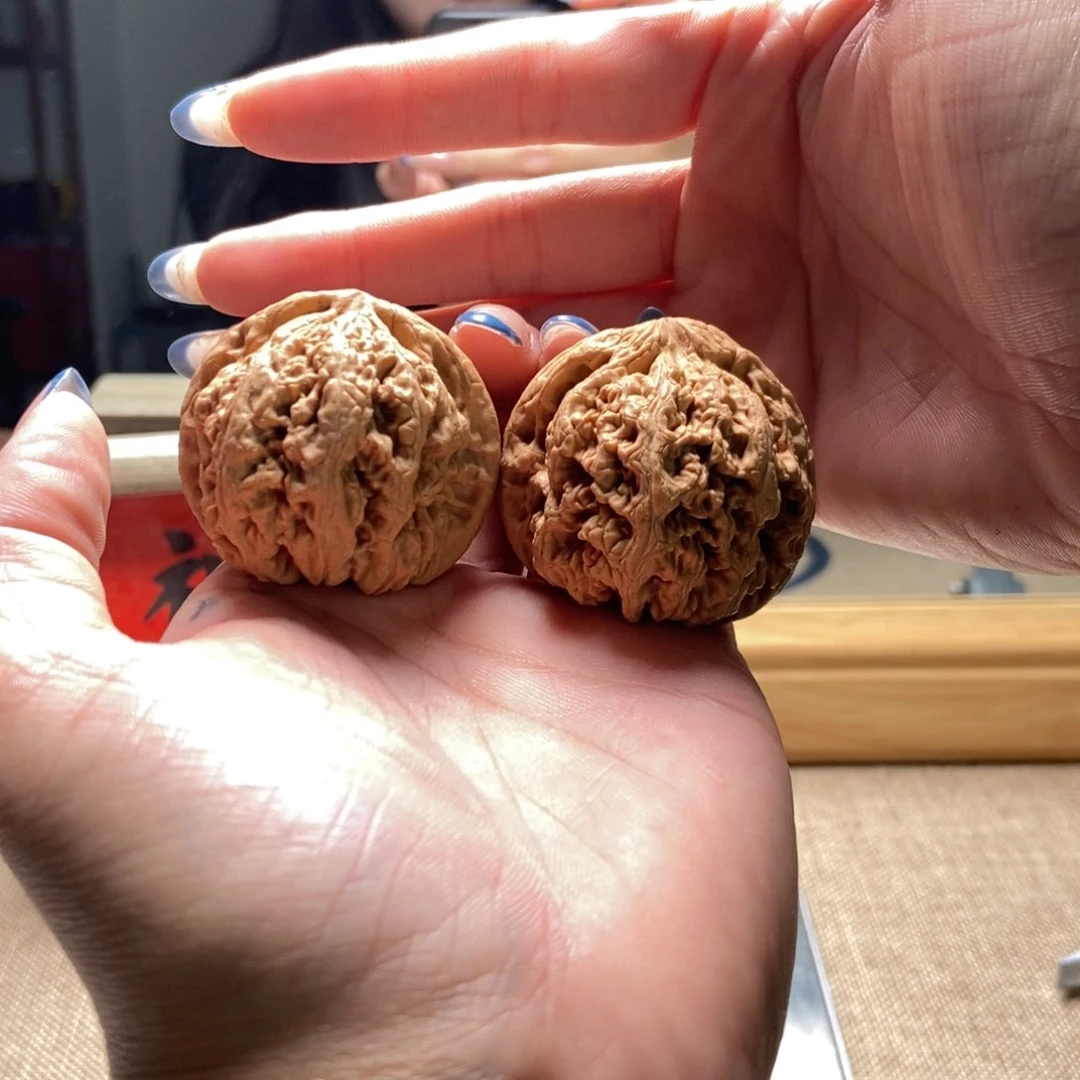 文玩核桃吊坠42尺全品球筋35