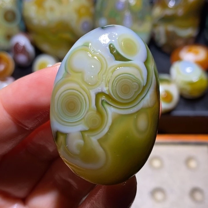 玛瑙/玉髓未镶嵌珠宝半成品