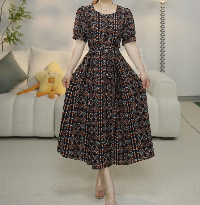 X6055连衣裙碎花显瘦时尚夏季小个子法式收腰气质