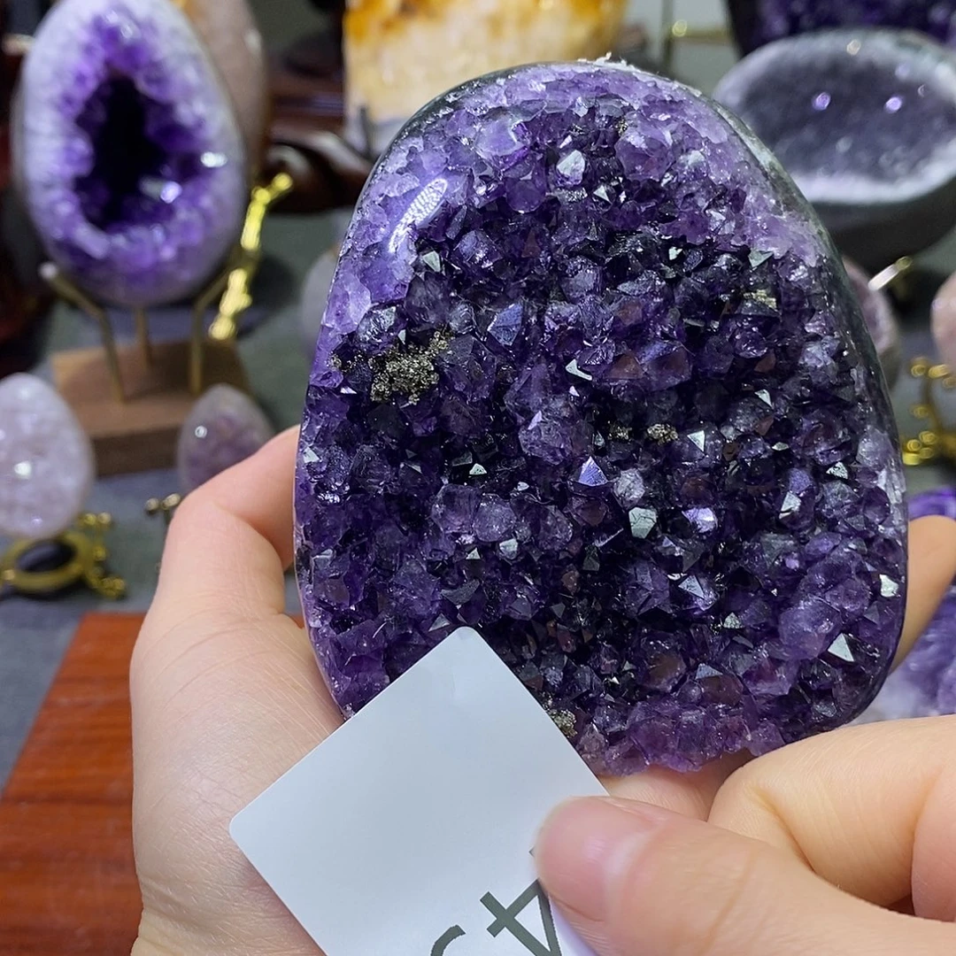 未镶嵌紫晶珠宝半成品