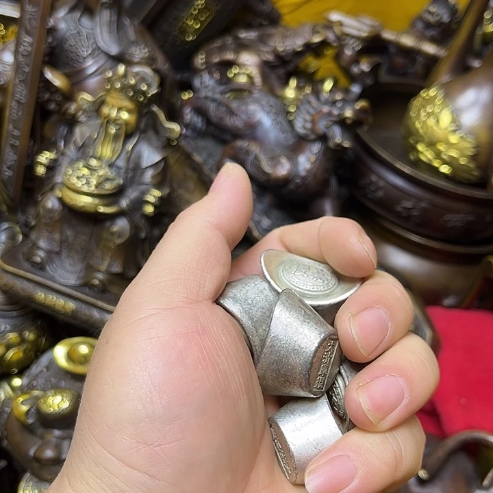 诚信经营精美铜器