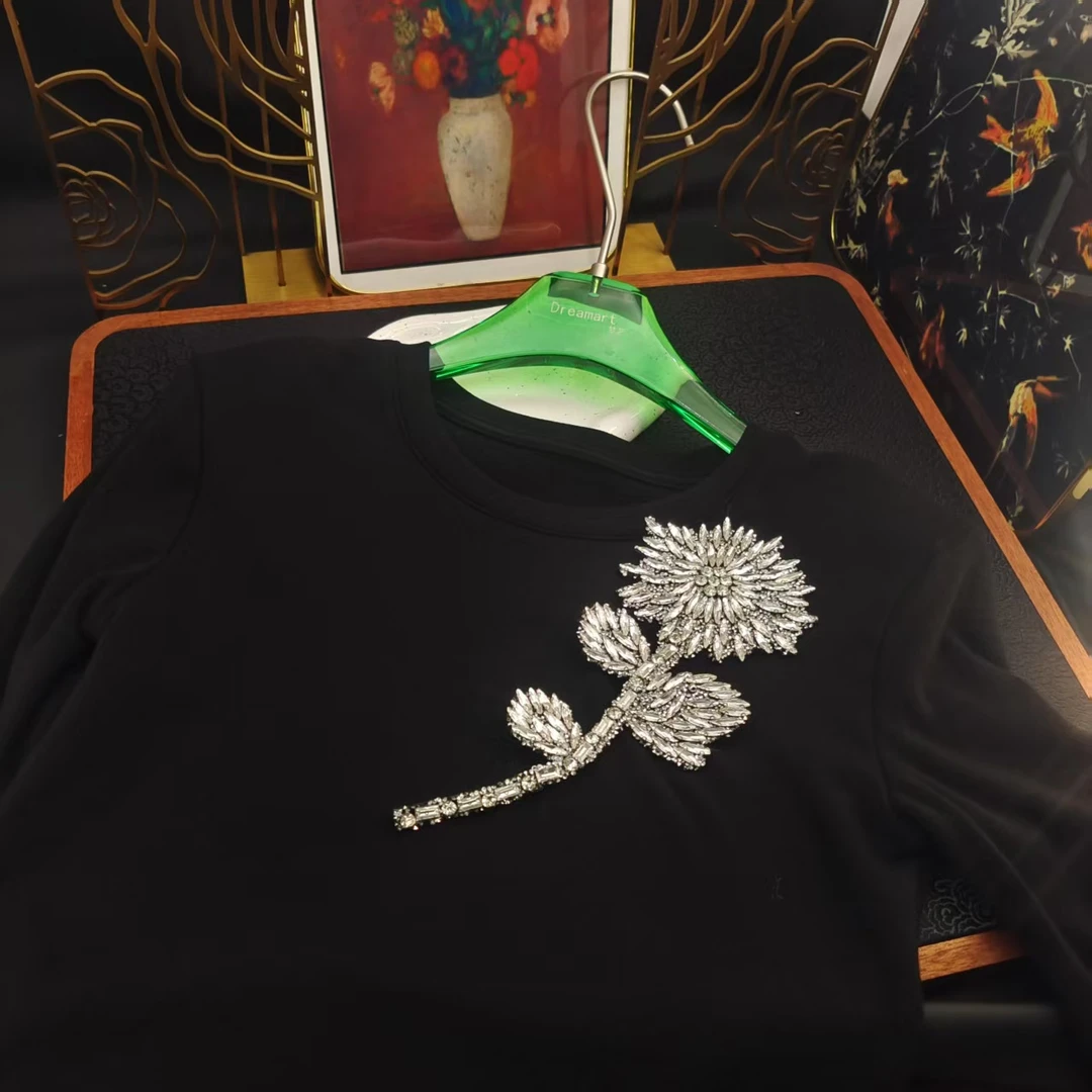 一枝独秀满钻轻奢时尚百搭休闲玫瑰花气质女士立体带钻别针AZ826