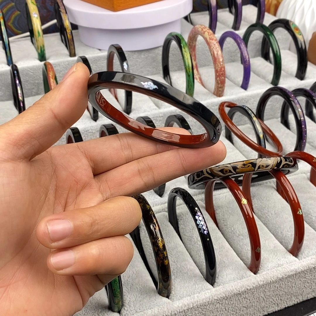 特价60祥云方镯一个