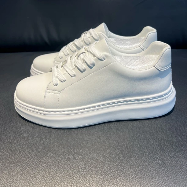 男士小白鞋白色四季春秋休闲板鞋男款潮鞋时尚潮流低帮韩版