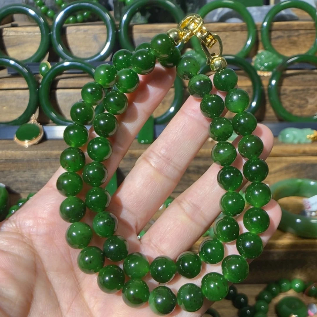 【闪购商品】吊坠(不含链)未镶嵌和田玉巴料聚红皮菠菜绿项链 10