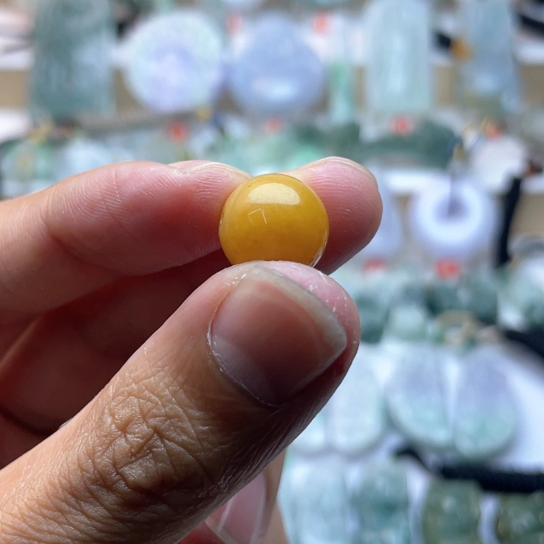 【闪购商品】颈饰未镶嵌翡翠珠子