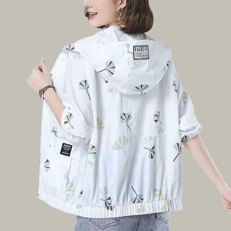 防晒衣女长袖轻薄外套2025夏季新款中年妈妈装大码宽松连帽防晒服