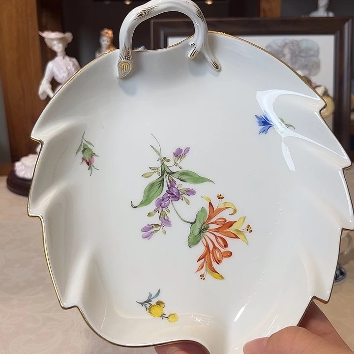 杯欧洲中古瓷器摆件