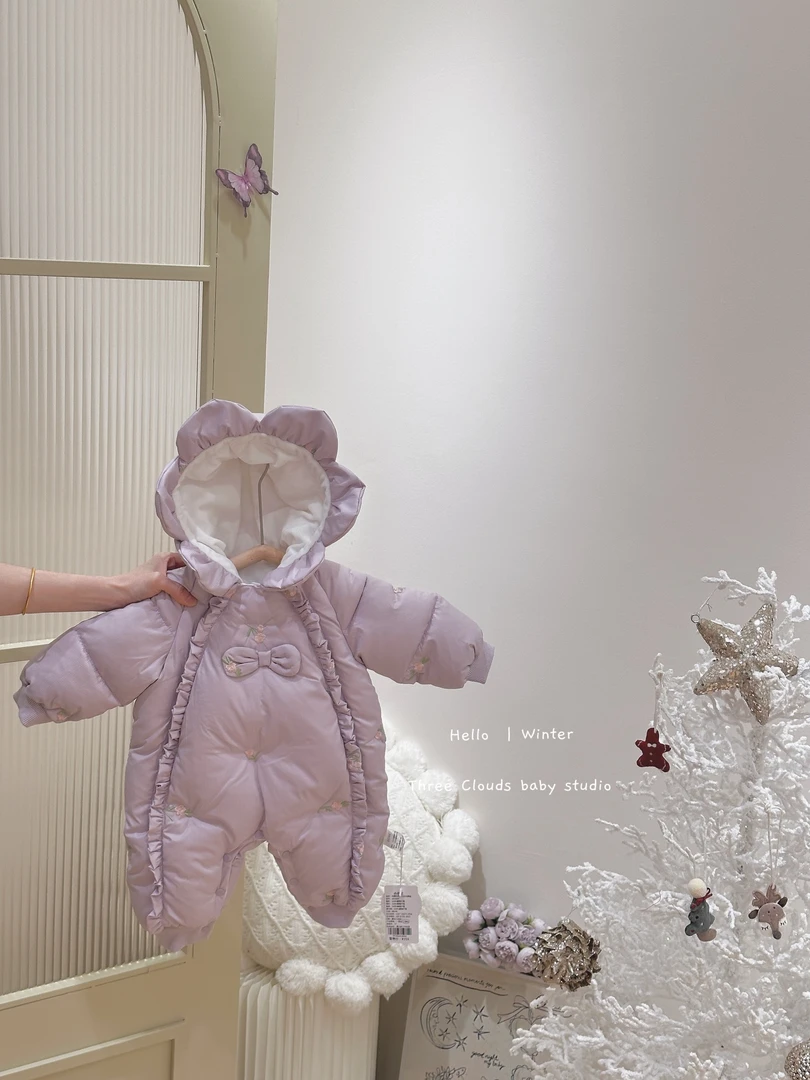 三小朵2436婴幼儿冬装连体衣新生儿夹棉加厚刺绣女宝宝保暖外爬服