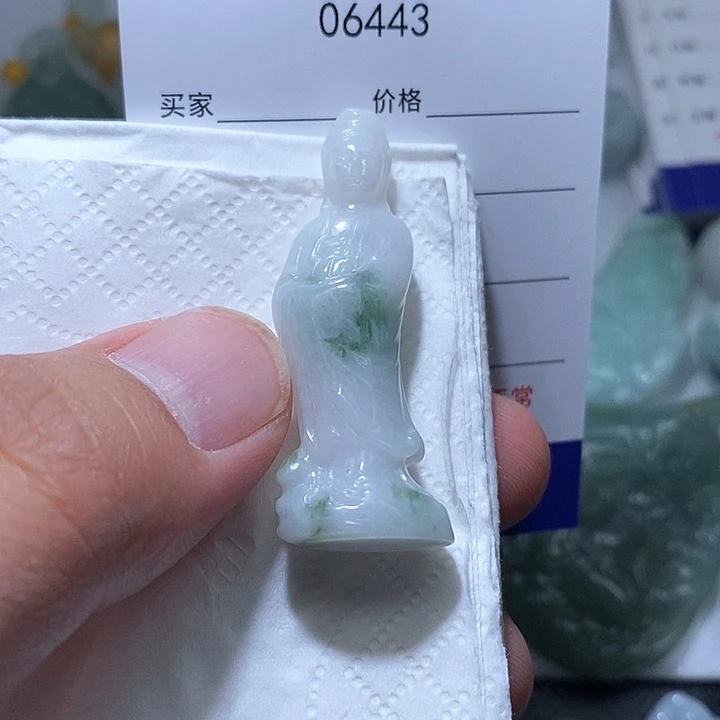翡翠未镶嵌颈饰天光墟翡翠市场现金代购