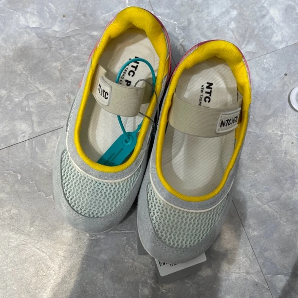 7882儿童网面玛丽珍休闲鞋