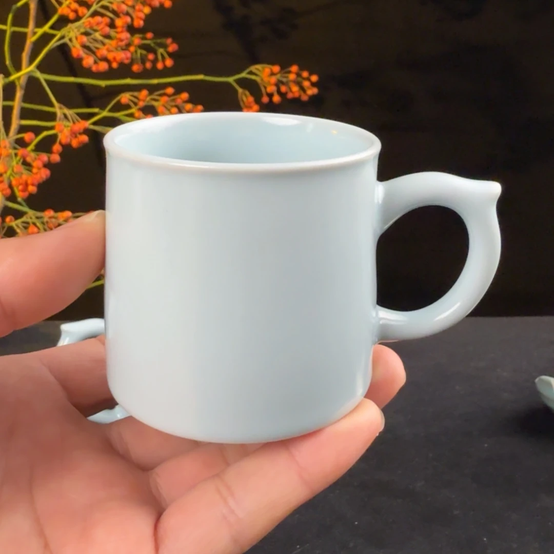 摆件汝瓷月白咖啡杯