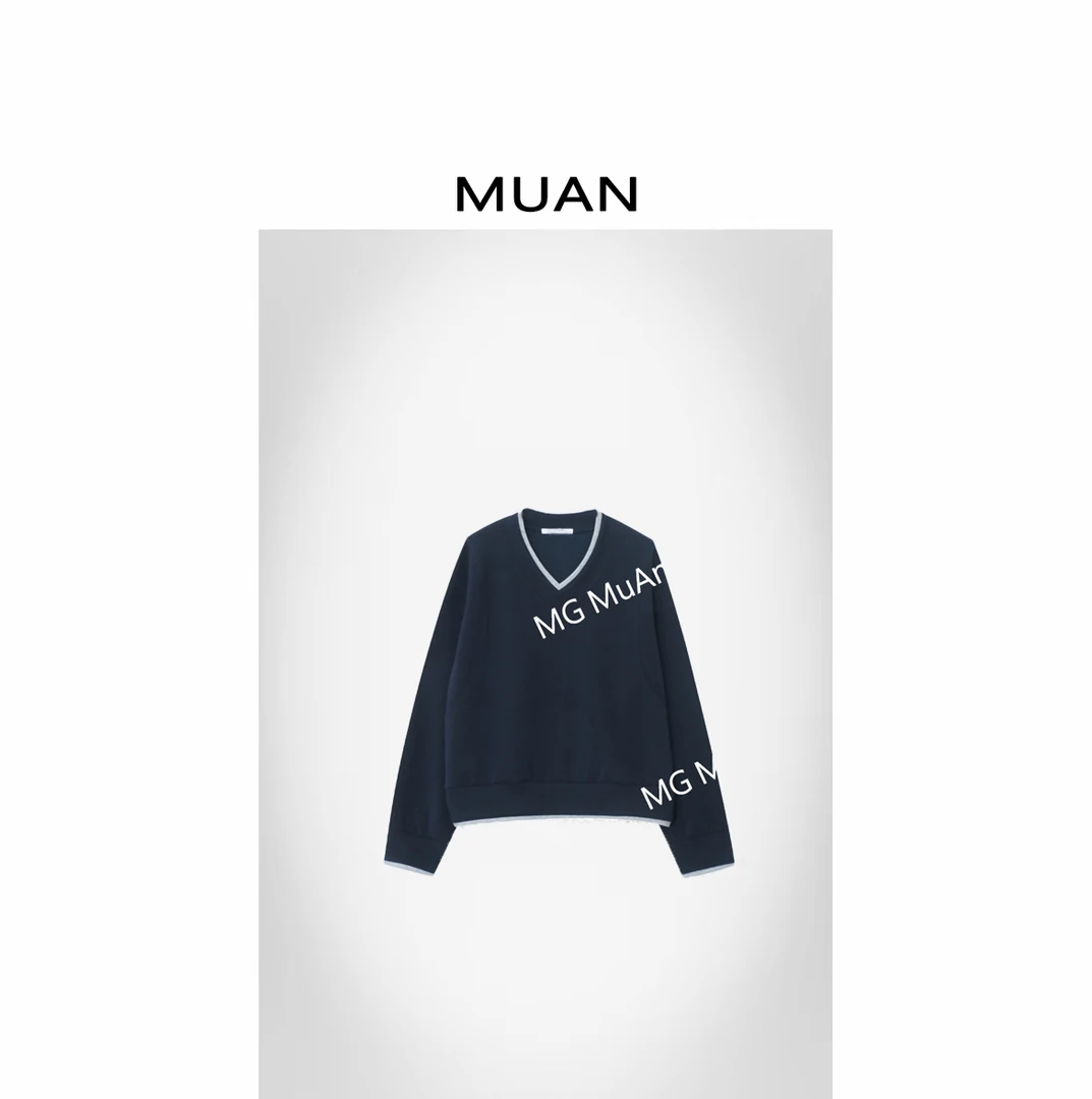 木岸MUAN：《留学卫衣》定制宽松高级字母V领上衣卫衣打底女DG3-8873