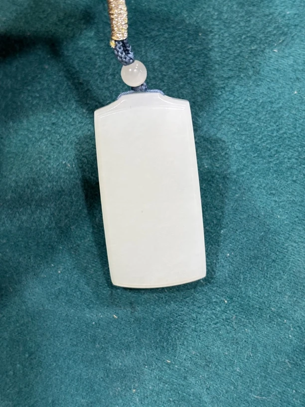 3688 和田玉羊脂白玉无事牌 规格约：48.2*24.2*8.6